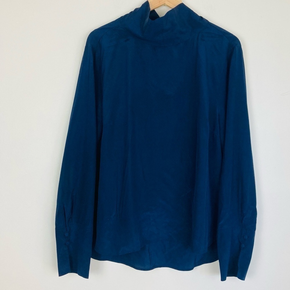J.Crew navy blue silk reversible long sleeve bow top. Size 16.
